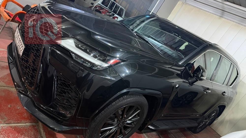 Lexus LX